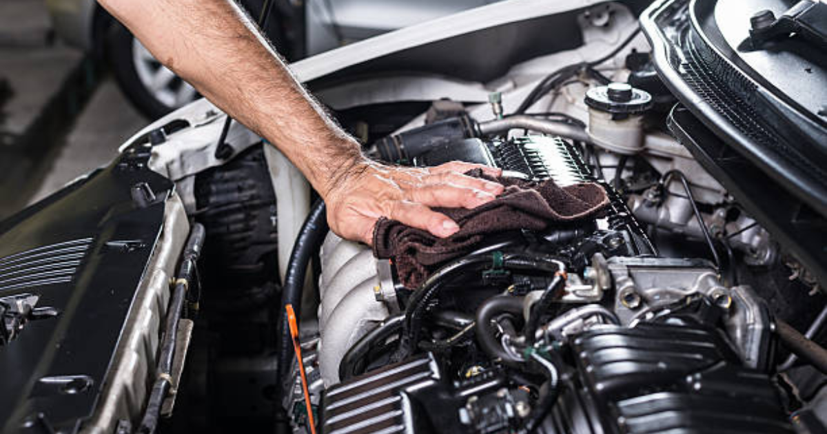 Top-10-Engine-Maintenance-Tips-For-A-Good-Car-Care